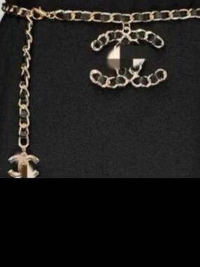 Gold-Tone Chain Necklace with Interlocking Double Charm